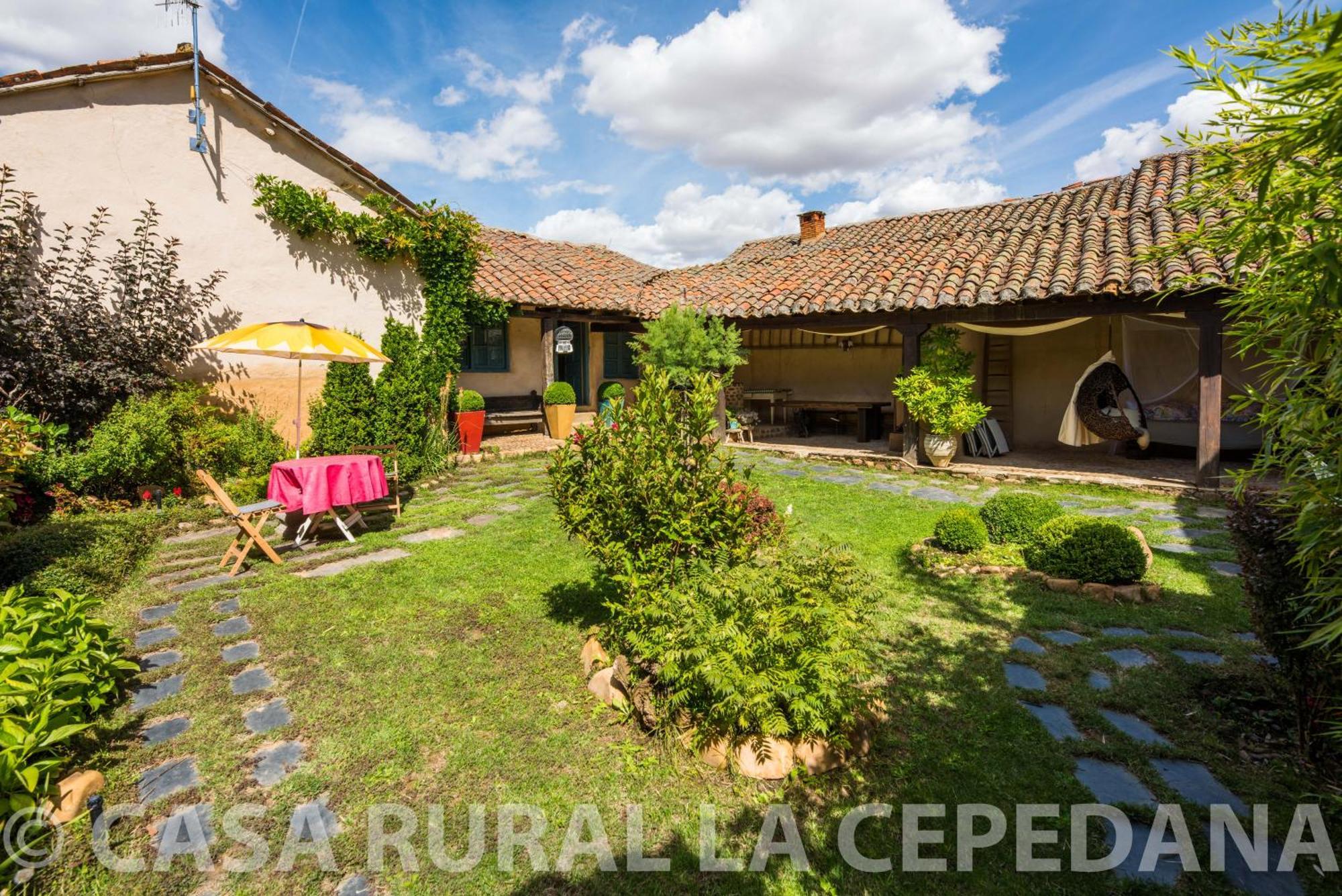 Descubre La Cepedana: Casa Rural Con Encanto En Cogorderos, A Solo 10 Km De Astorga Εξωτερικό φωτογραφία