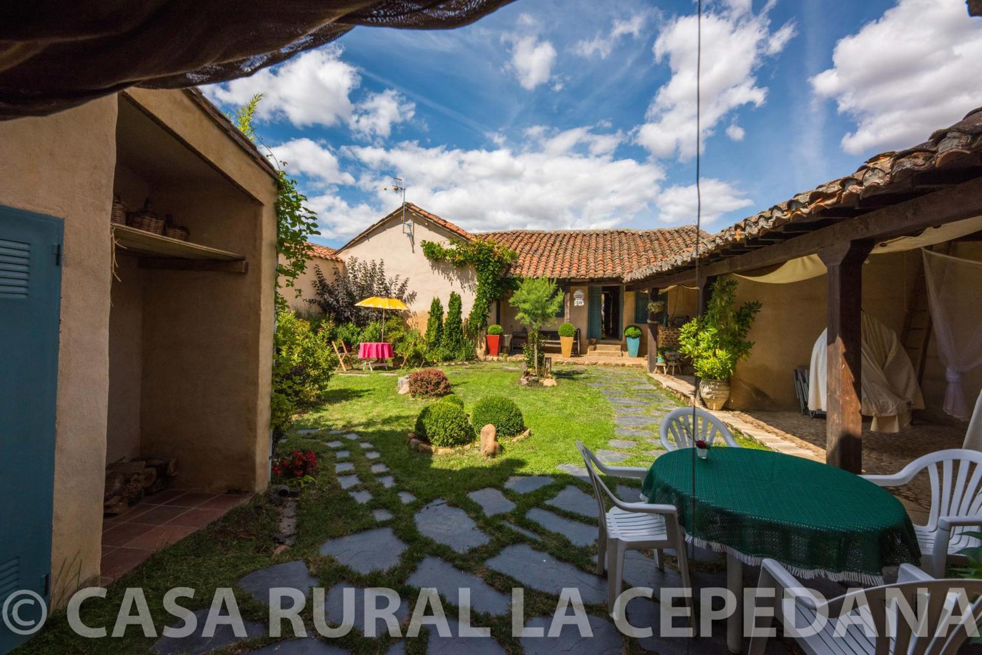 Descubre La Cepedana: Casa Rural Con Encanto En Cogorderos, A Solo 10 Km De Astorga Εξωτερικό φωτογραφία